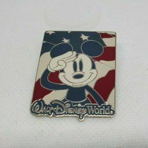 Mickey Saluting American Flag 2003 Retired Pin